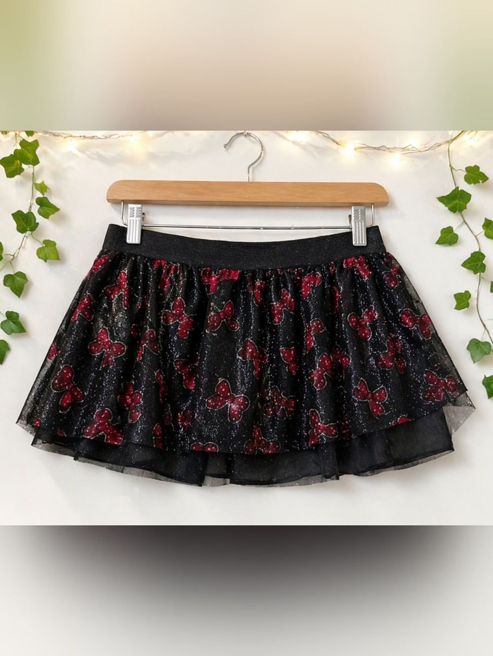 Disney Black and Red SIZE 2T Poofy Skirt for Kids
